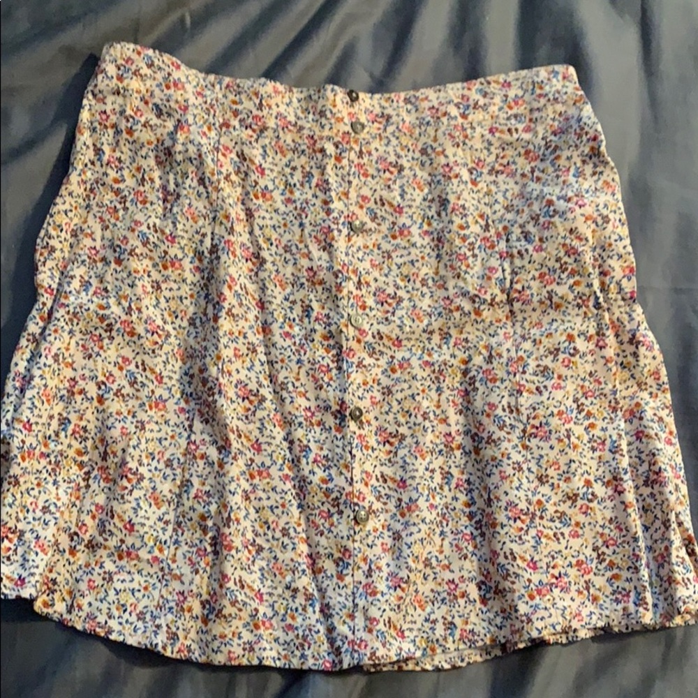 crop top & high waisted skirt